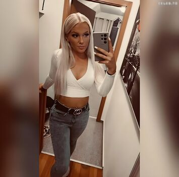 Angelique_hse