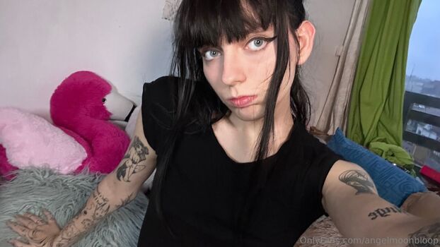 angelmoonbloop