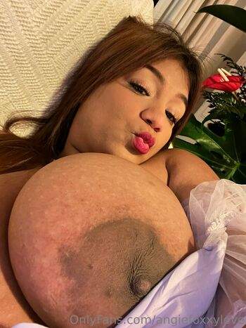 angiefoxxylove