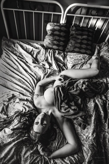 ani_dark_temptation