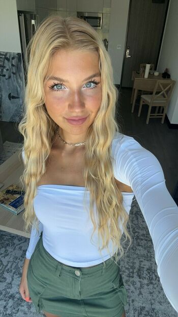 Aniela Leon