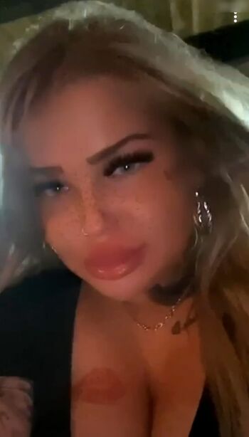 Anja Abi