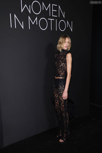 Anja Rubik