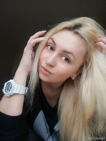 anna_bellla