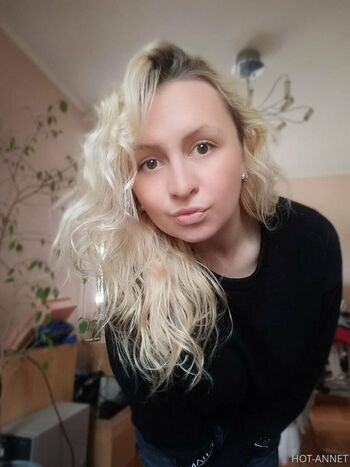 anna_bellla