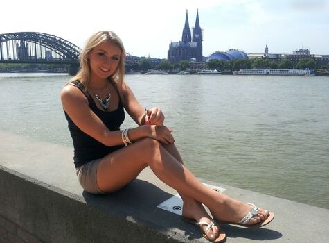 Anna-Carina Woitschack