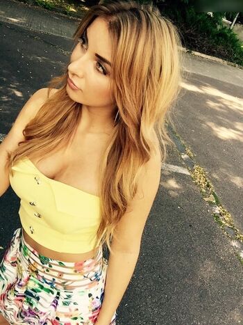 Anna-Carina Woitschack