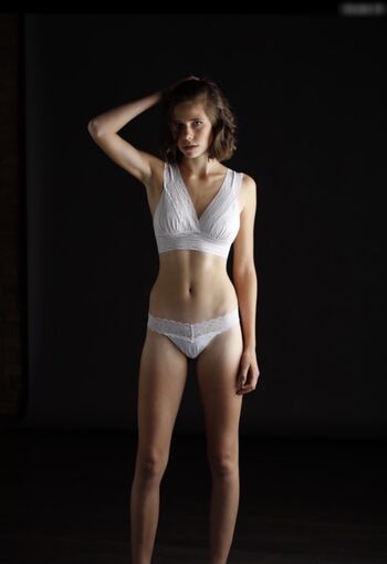Anna Corinna Samek