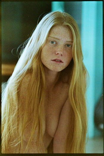 Anna Deniro