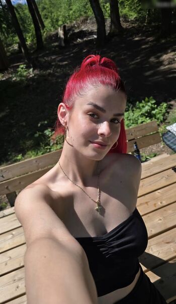 anna.gazanis