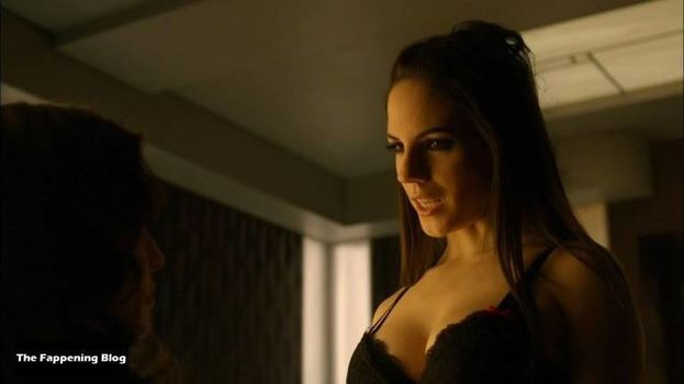 Anna Silk