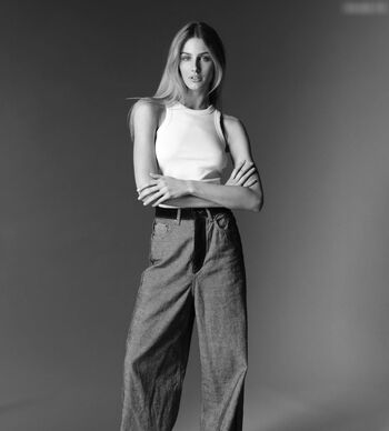 Anna Stock