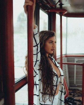Anna Victoria Binnebößel