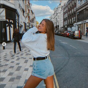 Anna Zak