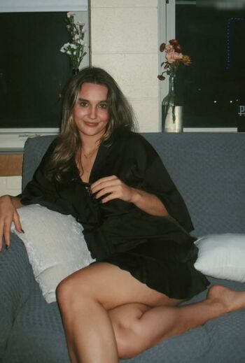 Annabelle Gesson