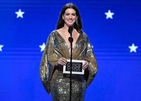Anne Hathaway