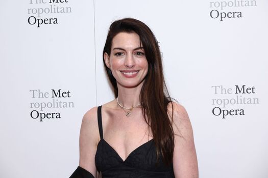 Anne Hathaway