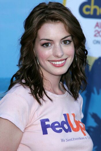 Anne Hathaway
