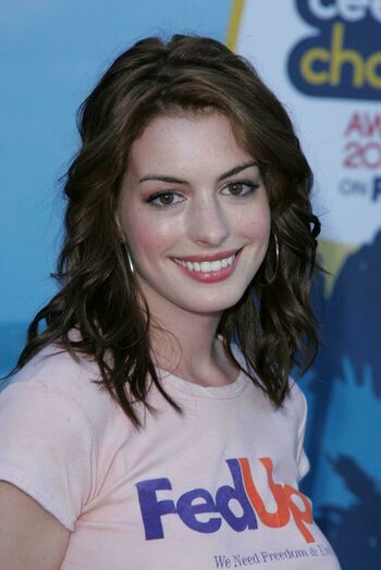Anne Hathaway