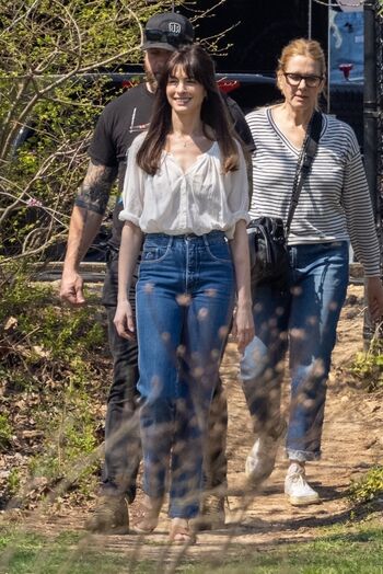Anne Hathaway