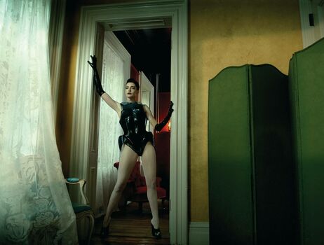 Anne Hathaway