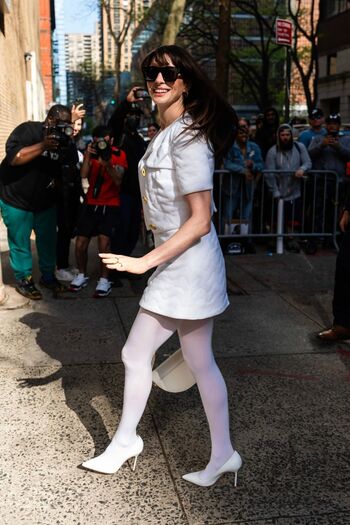 Anne Hathaway