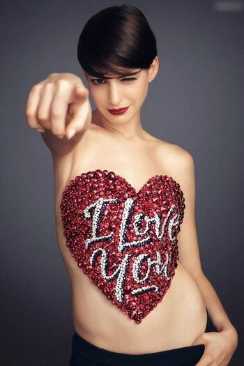 Anne Hathaway