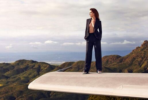 Anne Hathaway