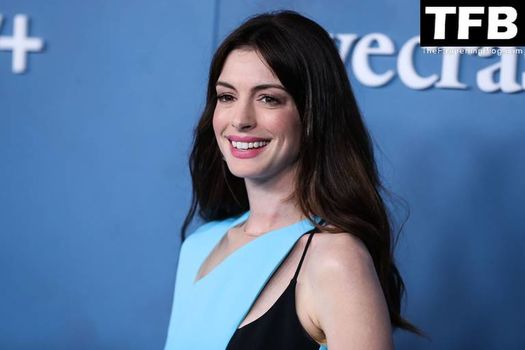 Anne Hathaway