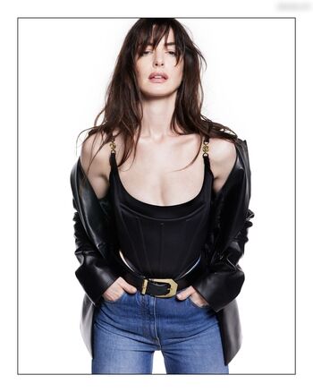 Anne Hathaway
