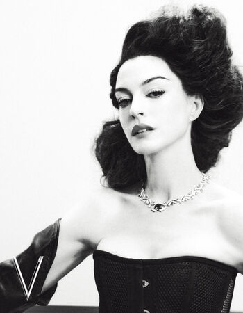 Anne Hathaway