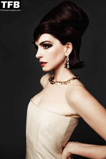 Anne Hathaway