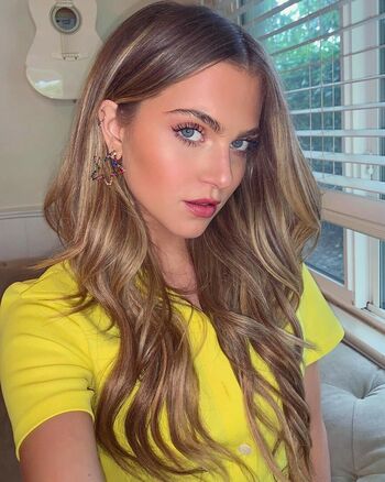 Anne Winters