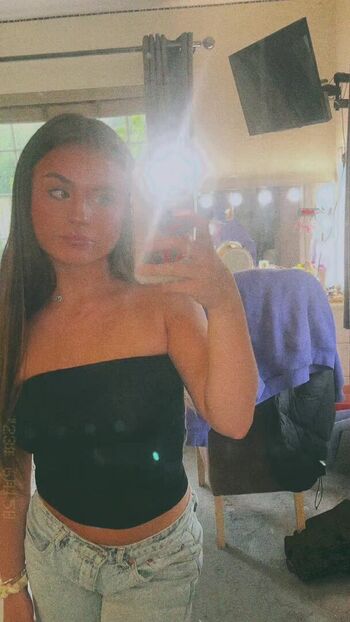 Annelise Brundell
