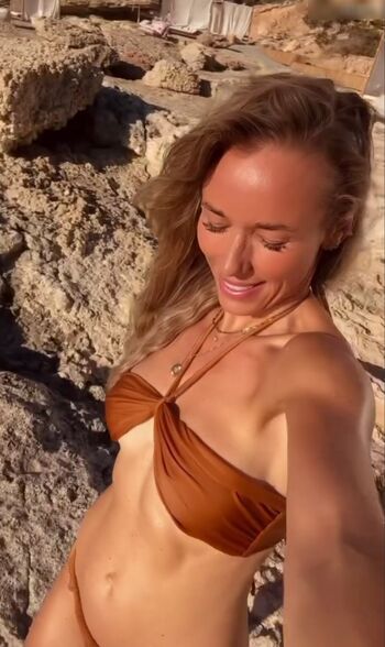 Annemarie Carpendale