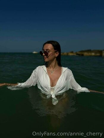 annie_cherry
