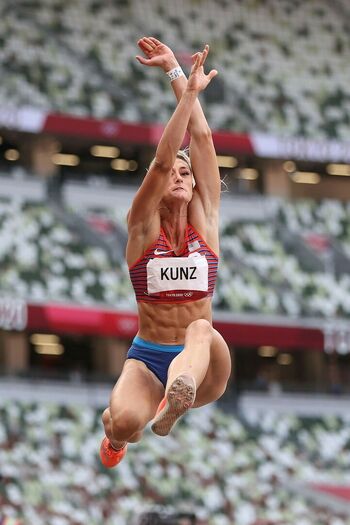 Annie Kunz
