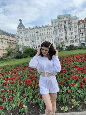 annie_so_sweet