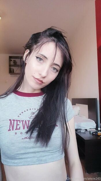 Annie243