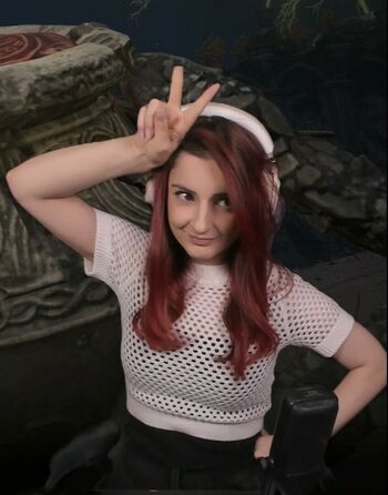 AnnieFuchsia