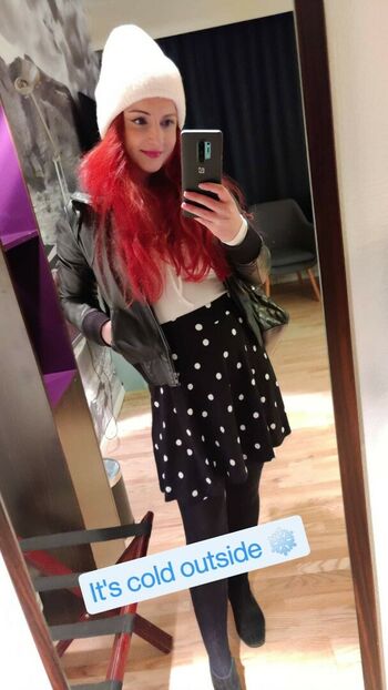 AnnieFuchsia