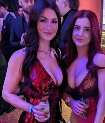 AnnieFuchsia