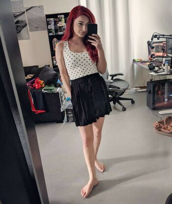 AnnieFuchsia