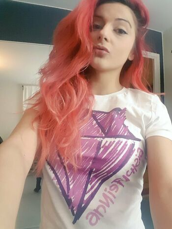 AnnieFuchsia