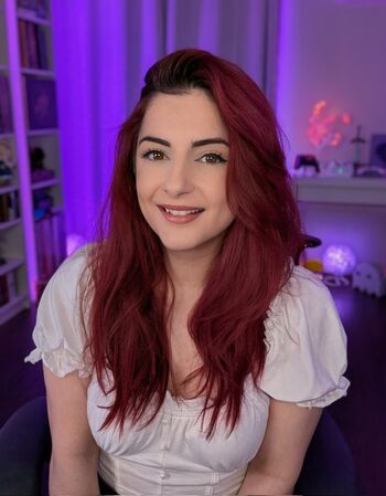 AnnieFuchsia