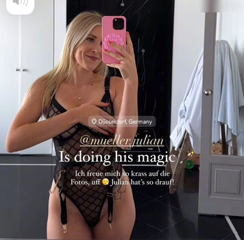Annisophie_