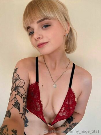anny_huge_tits1