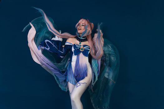 Anya Ichios