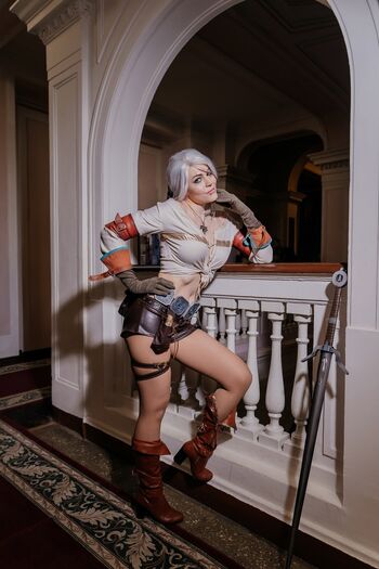 Anya Ichios