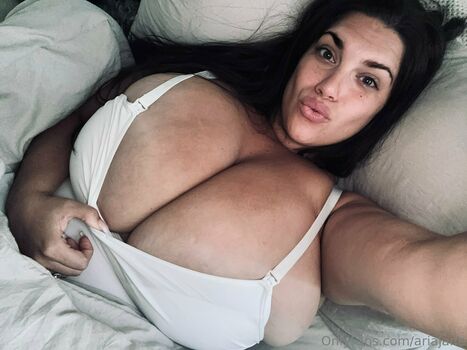 ariajane
